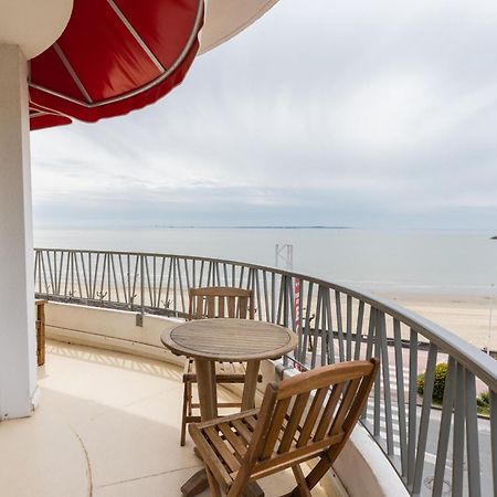 Family Golf Hotel Royan Exterior photo