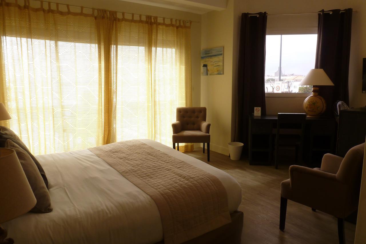 Family Golf Hotel Royan Exterior photo